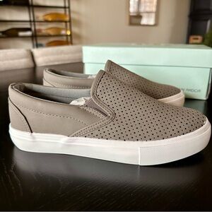 Jenn Ardor Gray Slip-On Sneakers